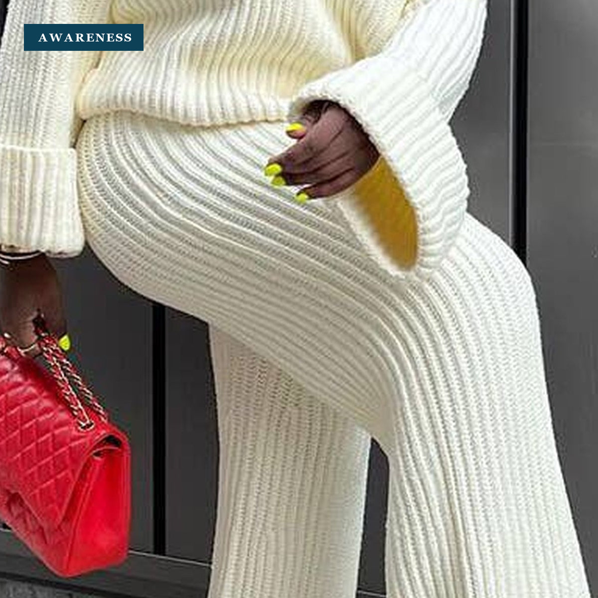 Casual Solid-Color Loose Knitted Suit — Close-up — AWARENESS